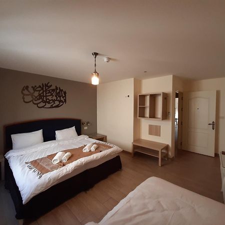 Layaali Amman Airport Pickup Hostel Bagian luar foto
