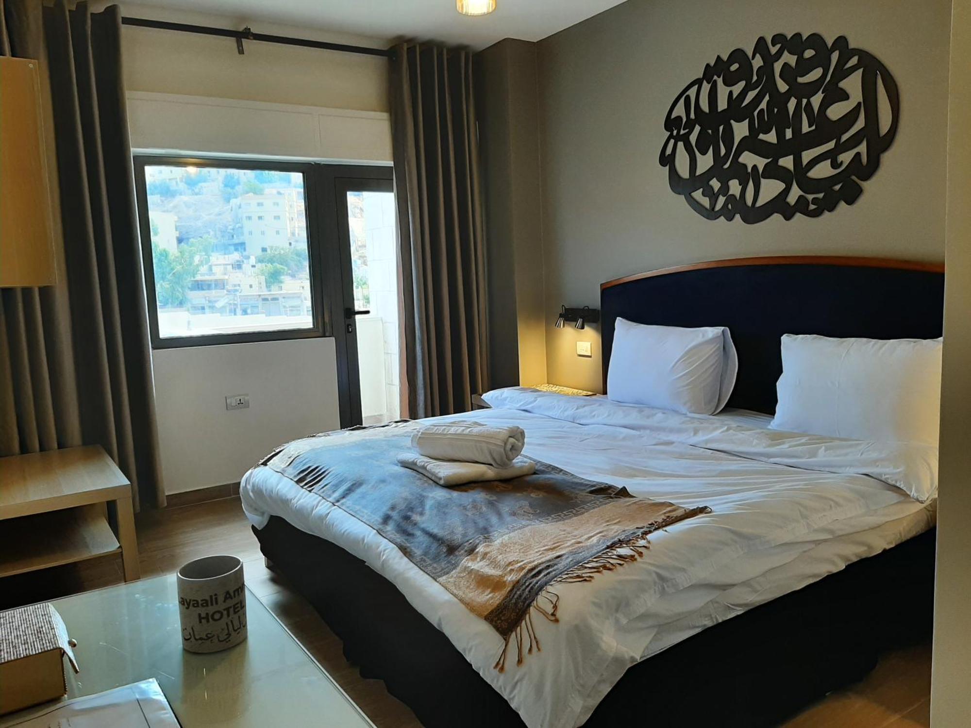 Layaali Amman Airport Pickup Hostel Bagian luar foto